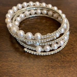 Faux pearl/cubic zirconia wrap bracelet